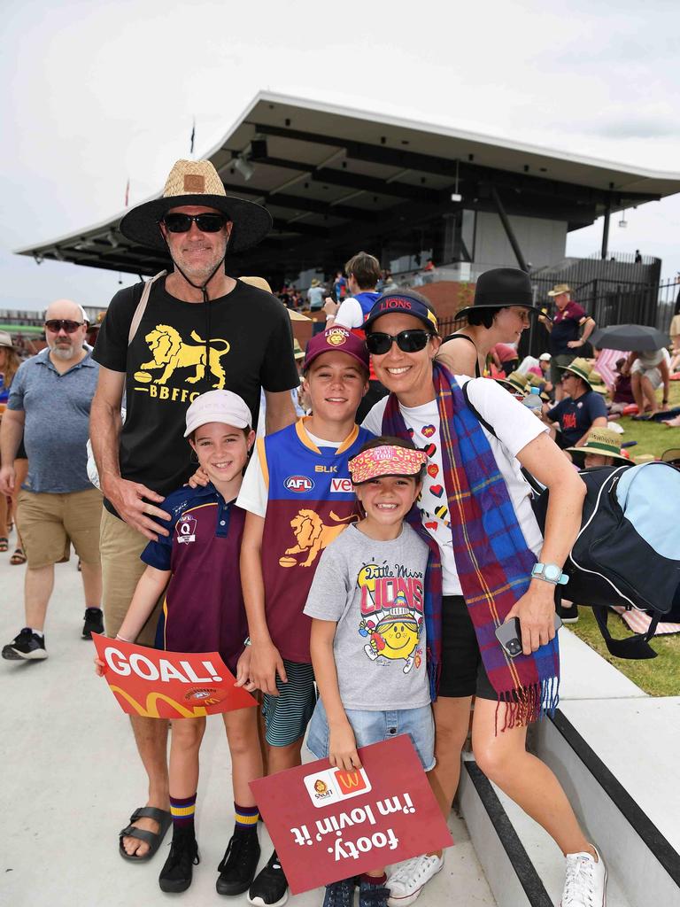 Leesa and Ben Tidey with Zali, Digby and Lexi at the NAB AFLW grand final. Picture: Patrick Woods