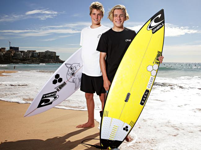 16/2/18 (LR) Arch Whiteman and Van Whiteman who are local twins that are going to be competing at the Sydney pro Surfing event Manly Beach. Picture: Adam Yip / Manly Daily