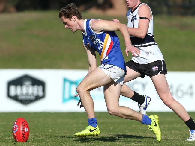 Xavier Fry of Eastern Ranges contests with Ryan Gardner of Northern Knights during TAC Cup footy: Northern Knights v Eastern Ranges on Saturday, June 2, 2018, in Preston, Victoria, Australia. Picture: Hamish Blair