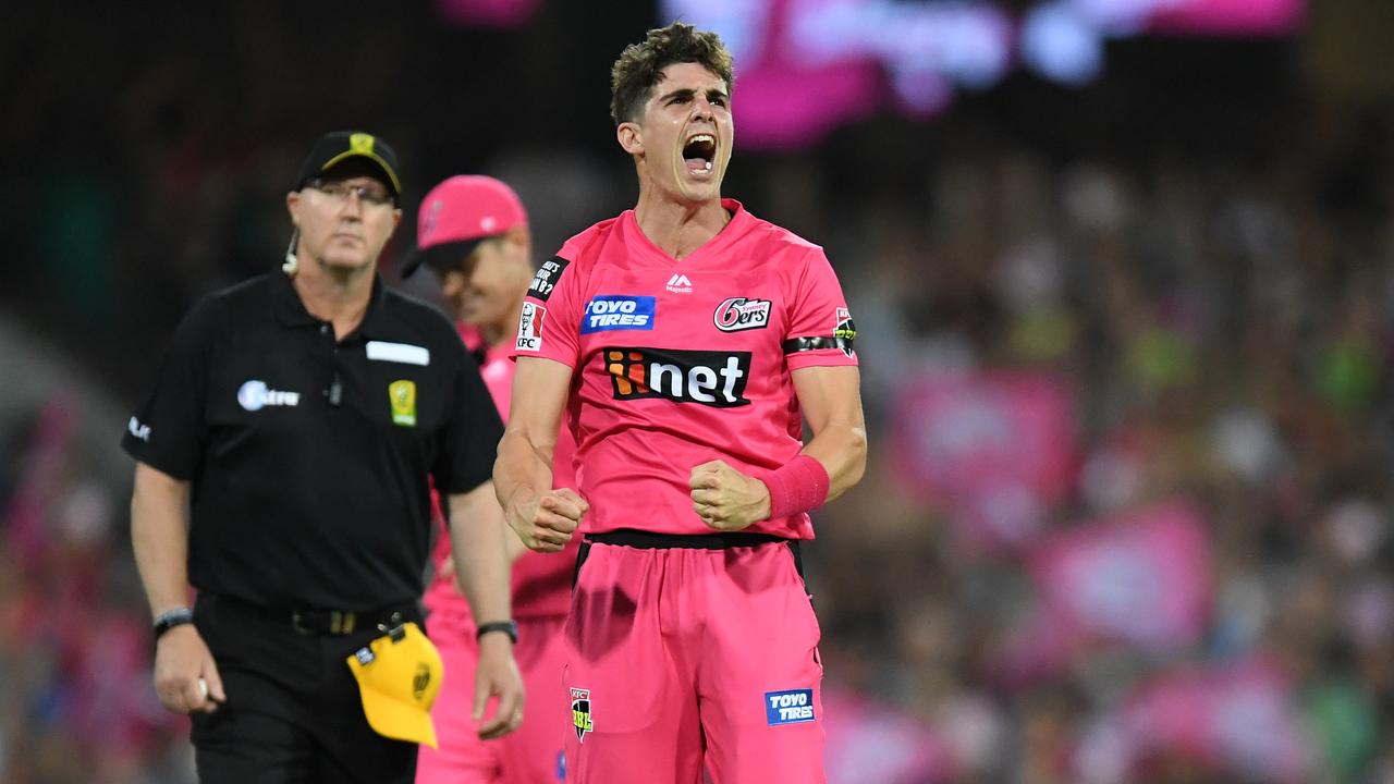 Sean Abbott has been one of the form bowlers in the early rounds of BBL09.