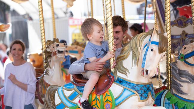 Rides at the Royal Adelaide Show, 2023. 2nd September 2023. Picture: Brett Hartwig