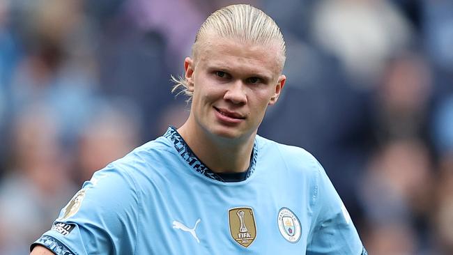 MANCHESTER, ENGLAND - AUGUST 24: Erling Haaland of Manchester City reacts during the Premier League match between Manchester City FC and Ipswich Town FC at Etihad Stadium on August 24, 2024 in Manchester, England. (Photo by Matt McNulty/Getty Images)