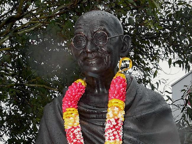 Gandhi statue vandalised day after PM’s visit