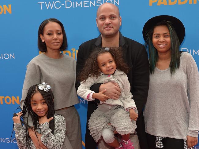 Mel B 'reaches out to family after eight-year feud