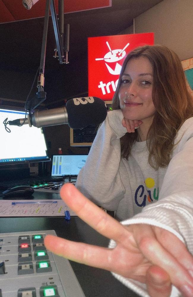 Former Triple J Good Nights presenter Bridget Hustwaite has slammed the ABC.