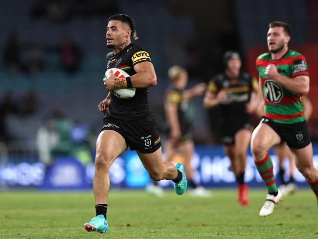 Taylan May scored a try to embarrass the Rabbitohs, after Dylan Edwards exposed the Rabbitohs’ stunning lack of commitment after a 20m restart. Picture: Getty Images