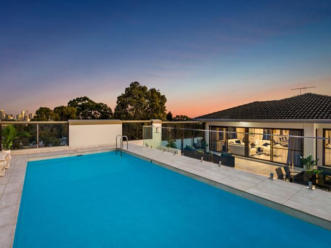 Roof with a pool — 11/69 Shirley Rd, Wollstonecraft.