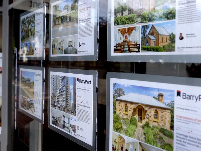 House prices tipped to keep falling