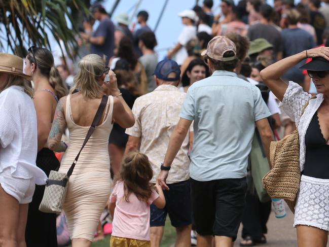 Crowds  at the Australian Boardriders Battle at Burliegh Heads.Picture: Glenn Campbell