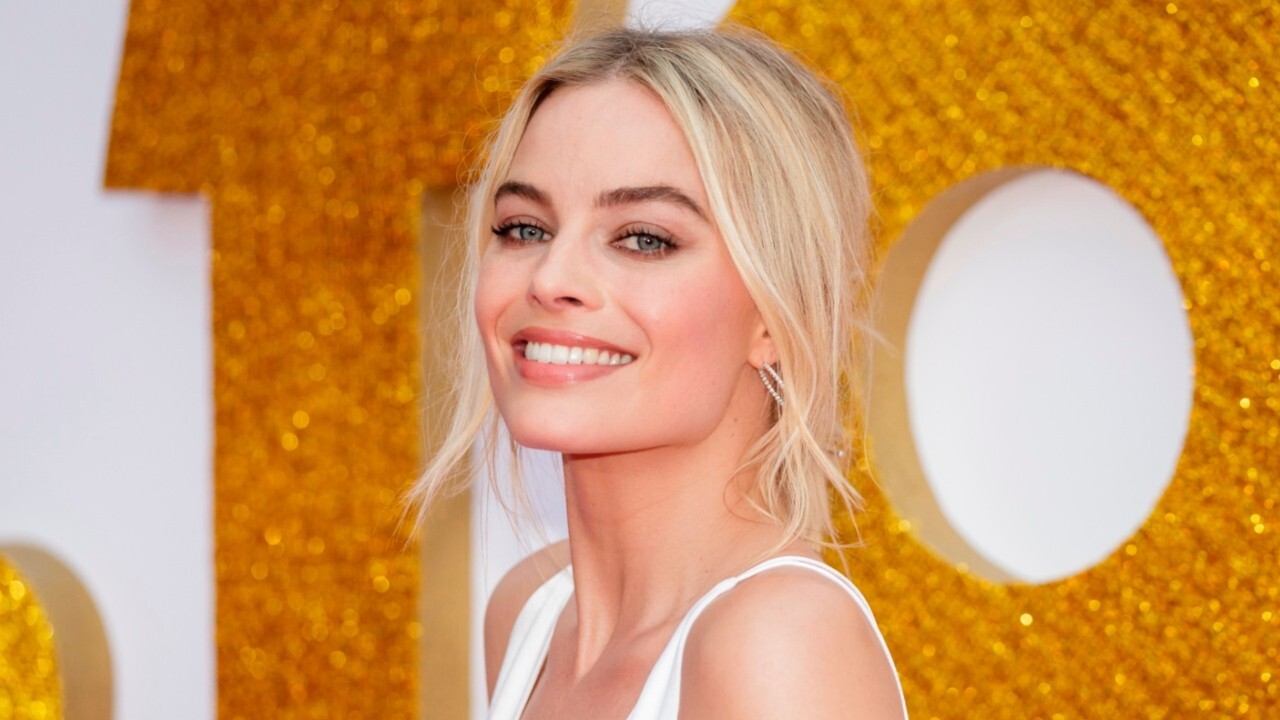 Barbie maker Mattel and movie studio Warner Bros have announced they’re partnering up to create a live-action Barbie film starring Australian actor Margot Robbie.

The 28-year-old Oscar nominee’s portrayal of the iconic doll is expected to hit cinemas in 2020.