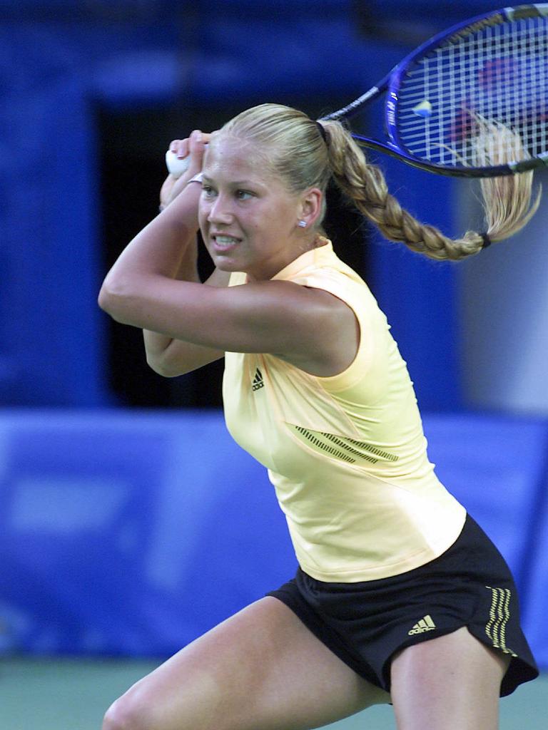 Australian Open: Anna Kournikova's quarterfinal run, where tennis star is  now