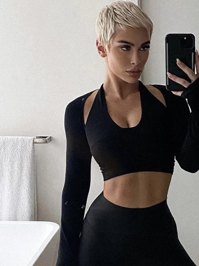 Model reveals Khloe Kardashian doesn't wear underwear with gym