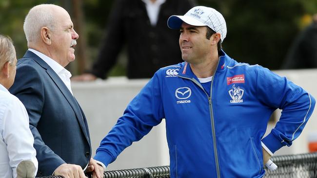 North Melbourne coach Brad Scott is using lessons taught to him by legendary coach Leigh Matthews in 2016.