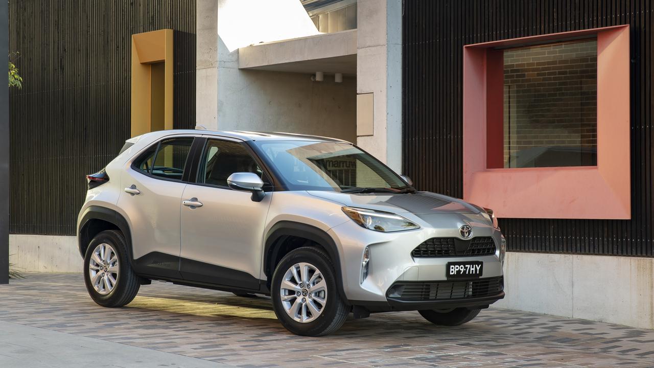 2021 Toyota Yaris Cross GX review: Price, features, safety, driving ...