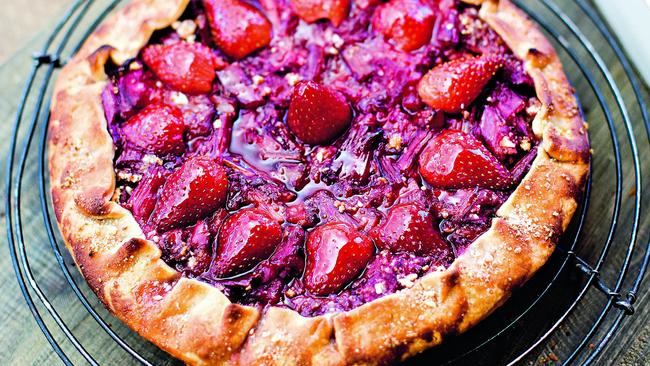 TWAM-20170408 EMBARGO FOR TWAM 8 APRIL 2017 NO RE-USE WITHOUT PERMISSION Stephanie Alexander rhubarb and strawberry tart Pic : supplied