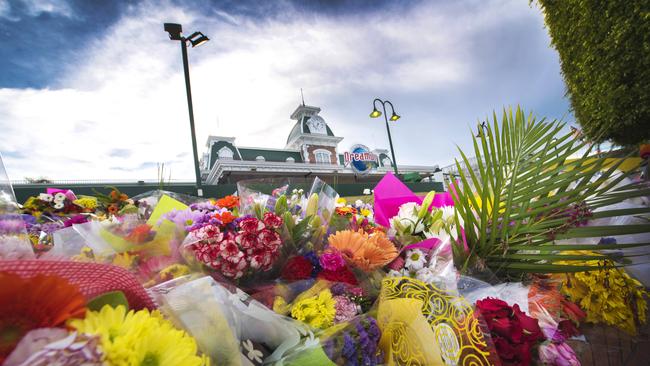 Flowers laid down out the front of Dreamworld, three days after the tragic event on October 25, 2016. Picture: Nigel Hallett