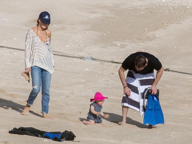 Ryan Reynolds took a swim while Blake and baby James looked on.