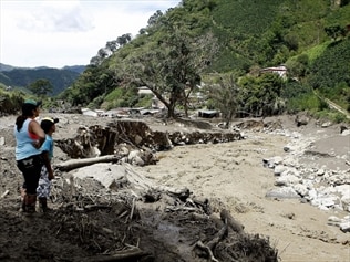 Mass Funeral For Colombia Landslide Dead | News.com.au — Australia’s ...