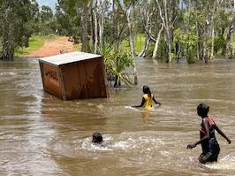 Catherine Connor was about to have a swim in the Blythe River when she stumbled across a stranded ute and trailer.