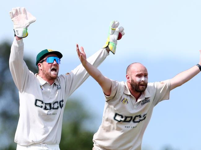 Carrum Downs appeal for a wicket. (Photo by Josh Chadwick)