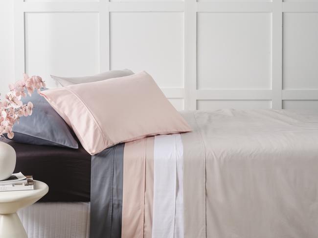 The KOO 400 Thread Count Sheet Set is a wonderful way to refresh your selection of bedlinen.