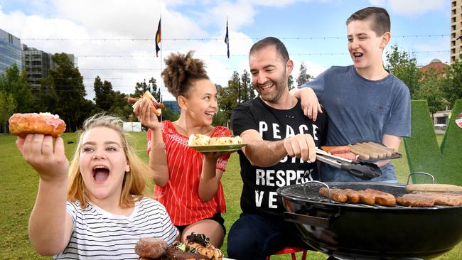 Kais Kais from Vspot Pizza Bar cooks a vegan BBQ with Brooklyn, 13, Jorja, 10and Mackenzie, 13. Picture: Tricia Watkinson