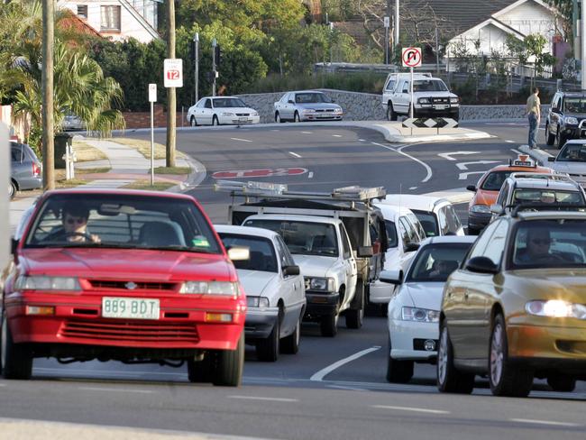 Traffic on Waterworks Rd at .