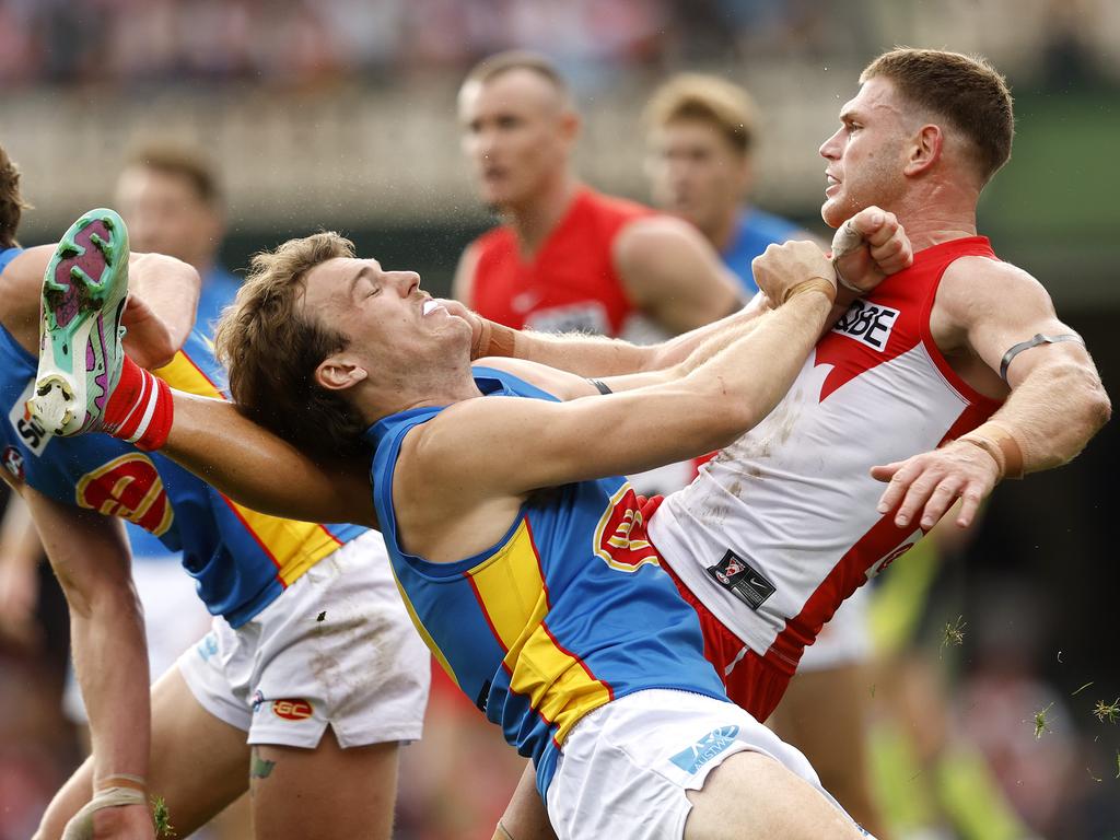 The 30-year-old has quickly got back to speed with the physicality of the AFL, finishing with six tackles. Picture: Phil Hillyard