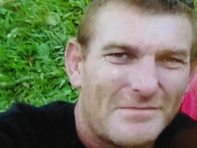 Police are still searching for body of former Gold Coast pool builder Greg Dufty.