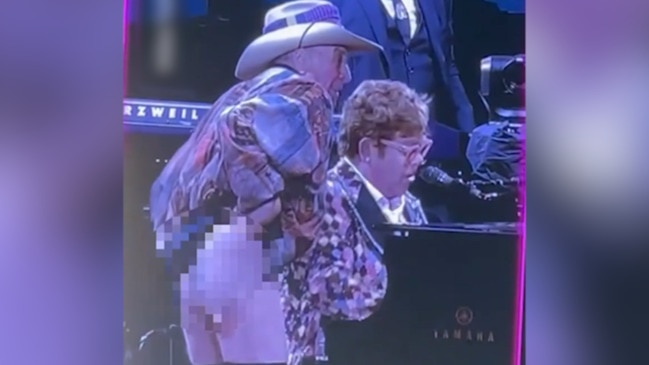 Music legend Molly Meldrum moons crowd at Elton John’s farewell concert