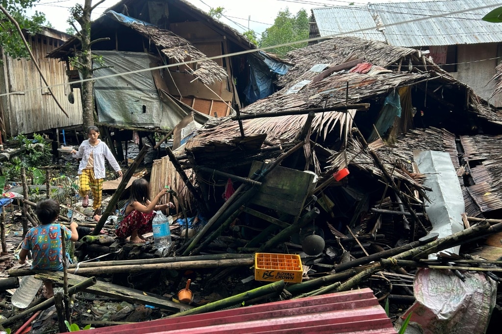 Death toll from Philippine quake rises to three | news.com.au ...