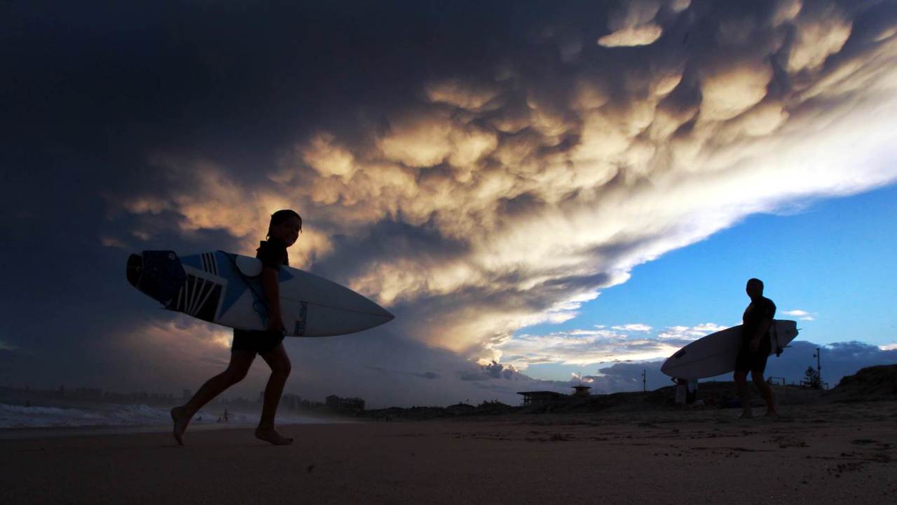 Cyclone warning issued for Western Australian coast