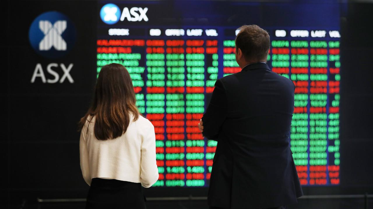 Aussie market dips on US tax jitters