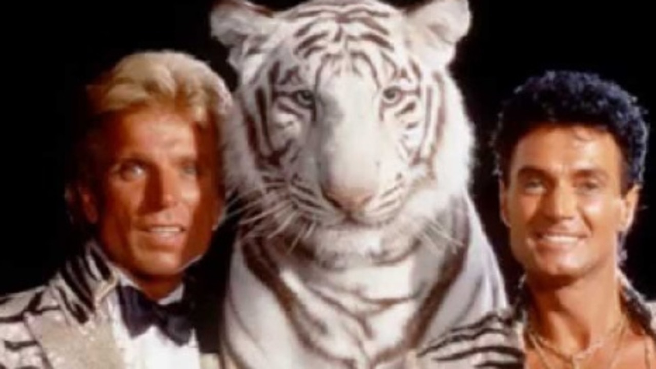 Siegfried and Roy tiger attack Magic duo speak out on horror mauling Herald Sun