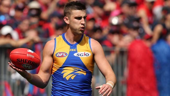 Elliot Yeo of the Eagles had the ball on a string in 2018 — can he replicate it from a SuperCoach perspective in 2019?