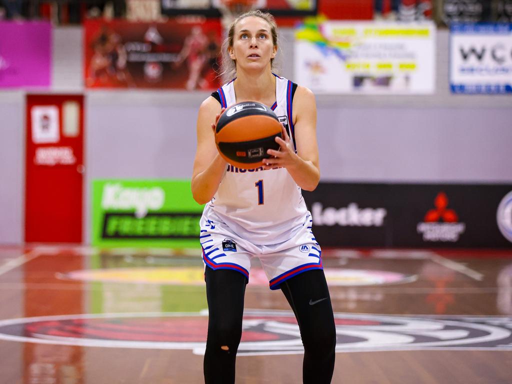 Mikaela Dombkins of the Central Coast Crusaders. Picture: Rob Sheeley/@robshots