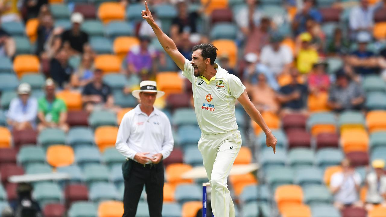 Mitchell Starc of Australia. Photo by Albert Perez/Getty Images