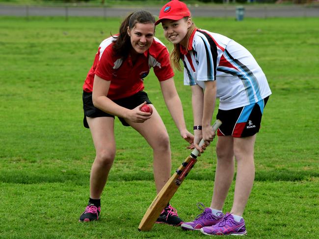 The Southern Districts WomenÕs Cricket Club is inviting girls to our come and try sessions. Prominent player Tahlia McGrath who plays for The Australian WomenÕs Cricket Team with junior player Jessica Modistach 12 at Bice Oval Christies Beach. Picture Campbell Brodie.