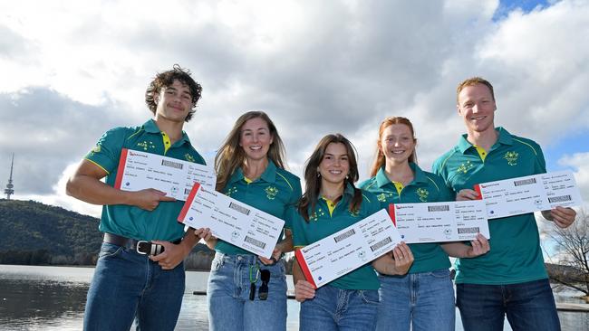 Alexandra Viney (second from left) at the Australian Paralympic team announcement. Picture: Paralympics Australia