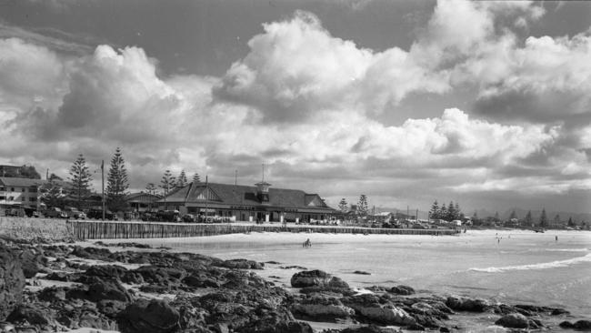 Kirra beach prior to the introduction of shark nets in 1950.