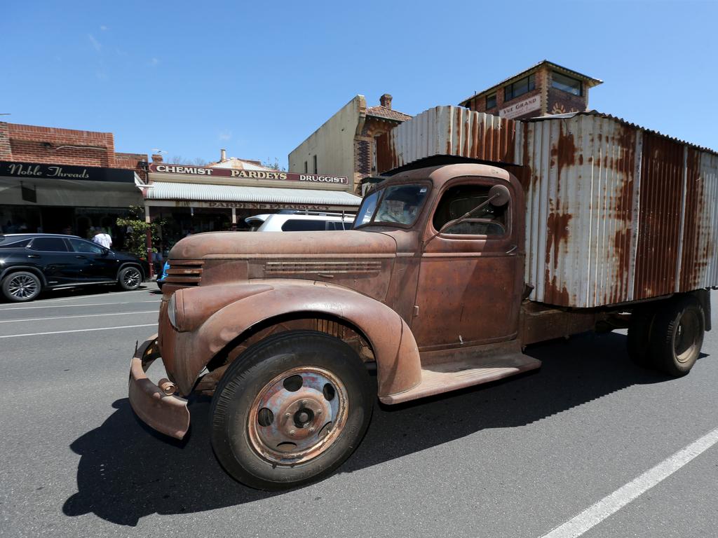 The annual Queenscliff Rod Run may have been called off this weekend, but rev heads still flocked to the town for an "unofficial" meet. Picture: Mike Dugdale