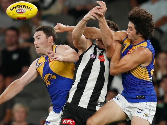 The Tackle: Magpies’ ‘mind boggling’ forward line fail