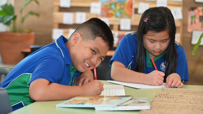 Leanyer Primary School Year 3 students Marcus Barzaga and Jolin Lay. Picture: Julianne Osborne