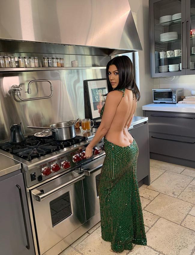 Nothing in that kitchen has ever been turned on. Picture: kourtneykardashian/Instagram