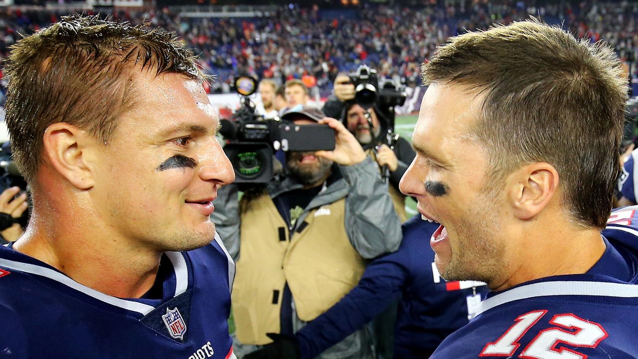 AP Sports Briefs: Gronk to reunite with Brady in Tampa