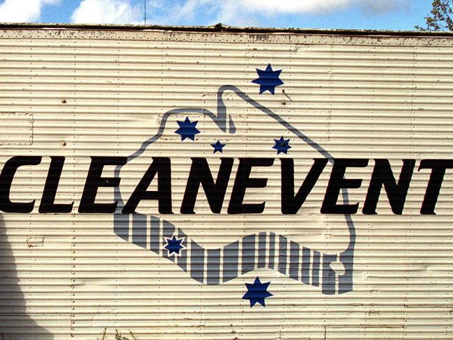 MARCH 14, 2000 : Cleanevent CEO Craig Lovett at company's Kensington headquarters in North Melbourne 14/03/00 commenting on role in Sydney 2000 Olympic Games. Pic Graham Crouch. F/L