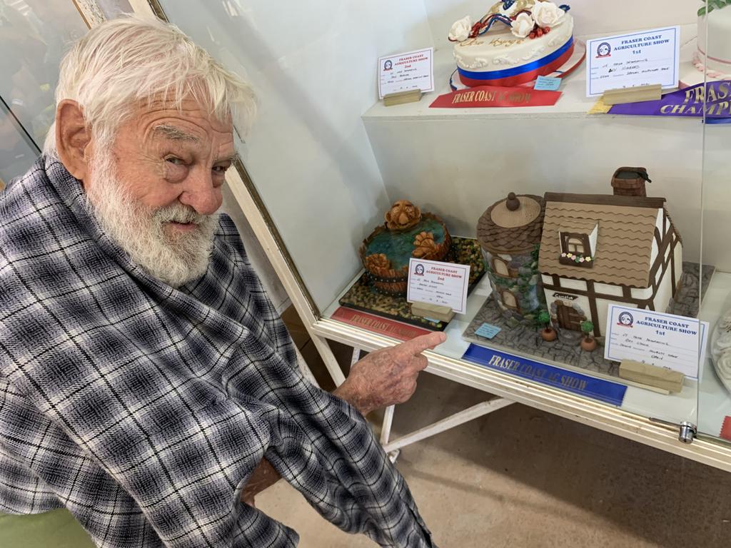 Paul Graham from Maryborough checks out the cake decorating displays at the Fraser Coast Ag Show for 2021. Photo: Stuart Fast