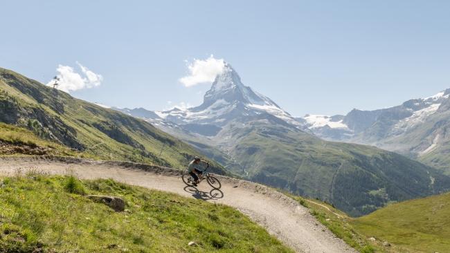 She and I chatted brightly about Australia and her weekend plans to mountain-bike in the Alps.