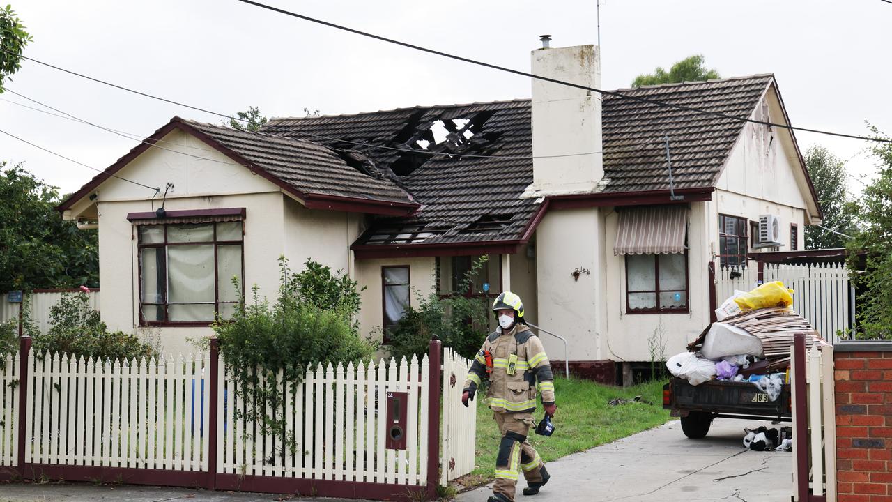 Police probe suspicious early-morning blaze at Braybrook home