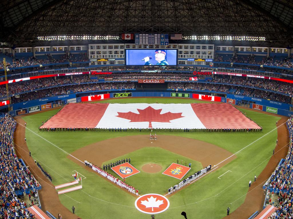 Blue Jays Can't Play Games in Canada Because of Pandemic - The New York  Times